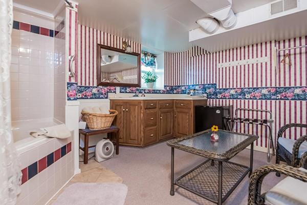 Kingsley House Bed & Breakfast - Full Home Fennville Extérieur photo